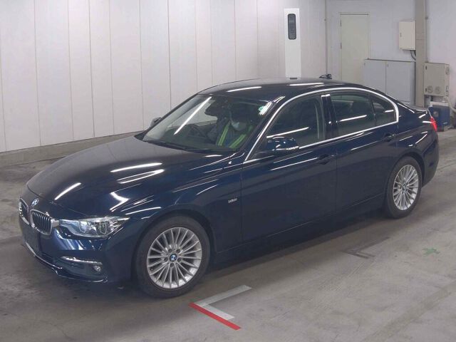 2016 BMW 3 Series 320D Luxury auction photo 4