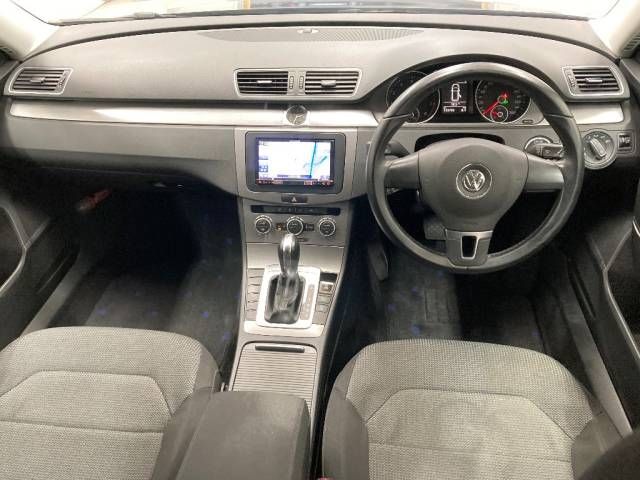 2015 Volkswagen フォルクスワーゲン パサートヴァリ TSIコンフォートラインBMT auction photo 2