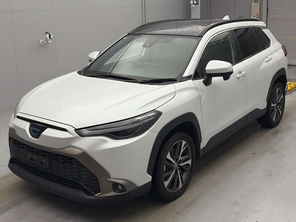 Japan Auction Vehicles 4 2022 Toyota Corolla Cross ハイブリッド Z auction photo