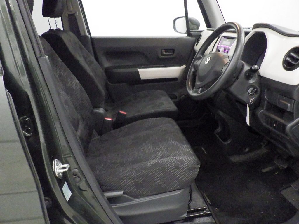 2018 Suzuki Hustler 4WD A auction photo 6