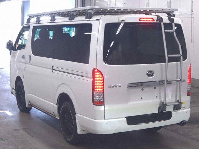 2015 Toyota Hiace Long Super GL 4WD auction photo 2