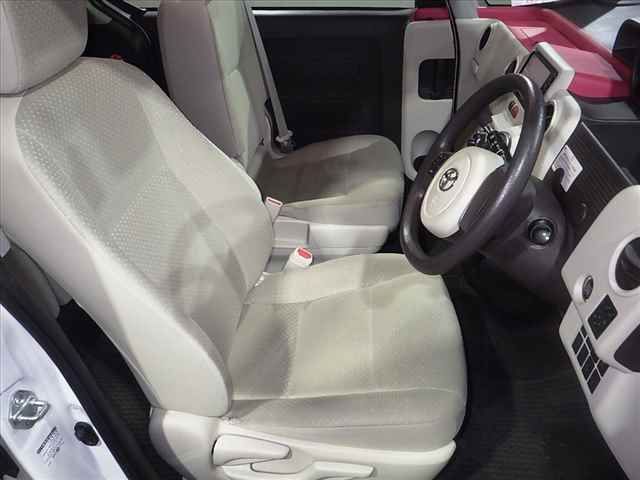 2017 Toyota Porte F auction photo 9