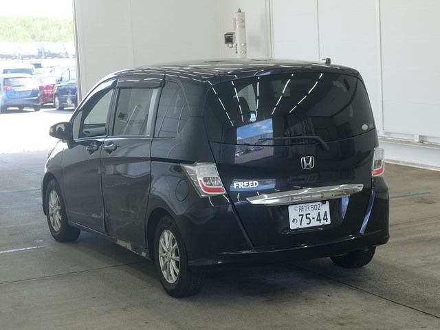 2012 Honda Freed G Just Selection auction photo 2