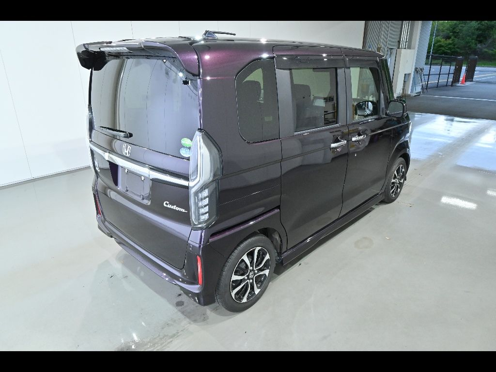 2019 Honda N-BOX Custom G L Honda Sensing auction photo 2