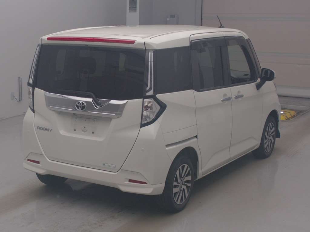 2021 Toyota Roomy Custom G auction photo 2