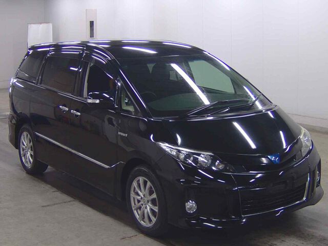 2014 Toyota Estima 4WD Japan auction vehicle