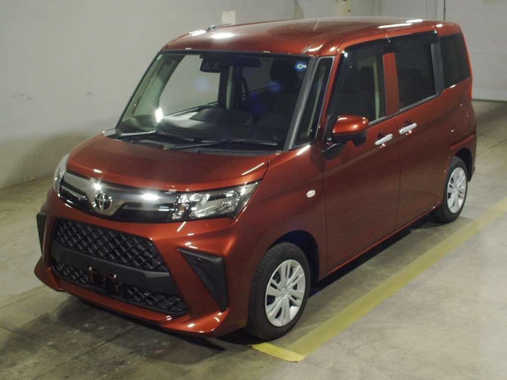 2026 Toyota Roomy X 4WD Japan auction vehicle
