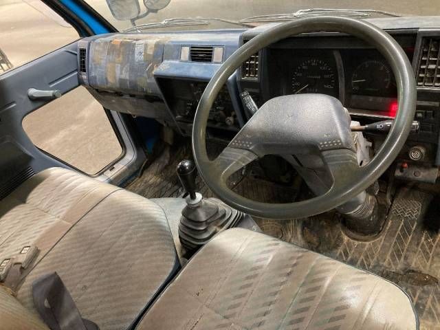1991 Isuzu Elf ダンプ auction photo 2