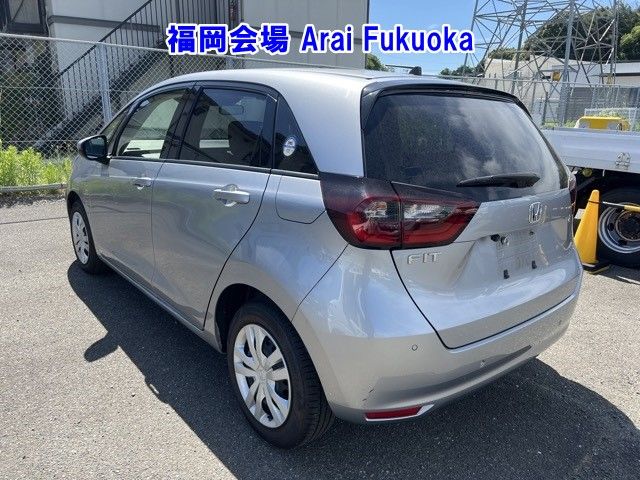 2022 Honda Fit ワゴン BASIC auction photo 2