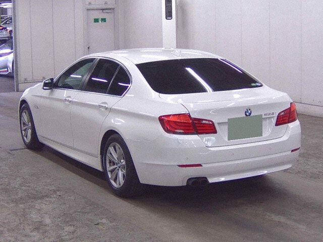 2012 BMW 5 Series 523I Highline Package auction photo 2