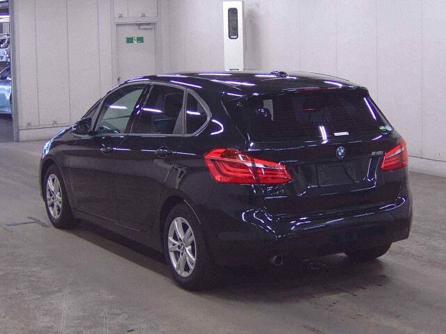 2014 BMW 2 Series 218Iアクティブツアラ auction photo 2