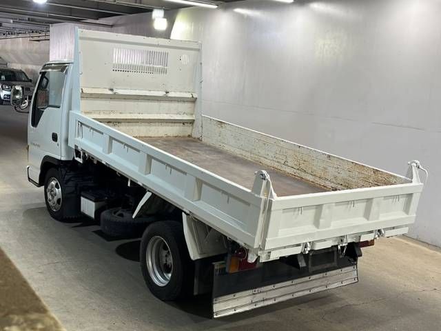 2024 Isuzu Elf dump auction photo 3