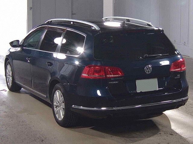 2015 Volkswagen パサートヴァリアント TSIコンフォートライン auction photo 2