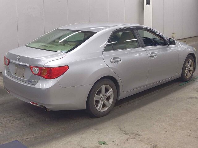 2010 Toyota Mark X 250G Relax Select auction photo 5
