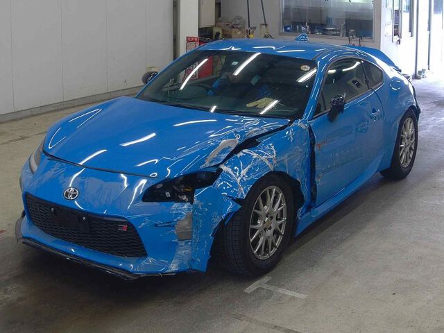 2023 Toyota GR86 RC auction photo 4