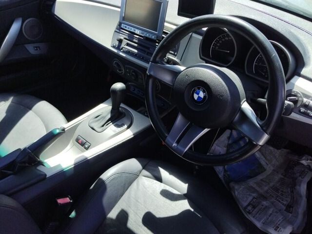 2004 BMW Z4 2.2I auction photo 3