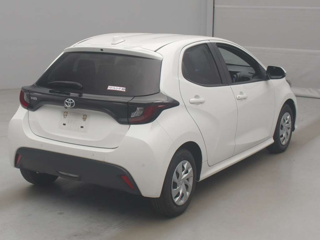 2021 Toyota Yaris G auction photo 2