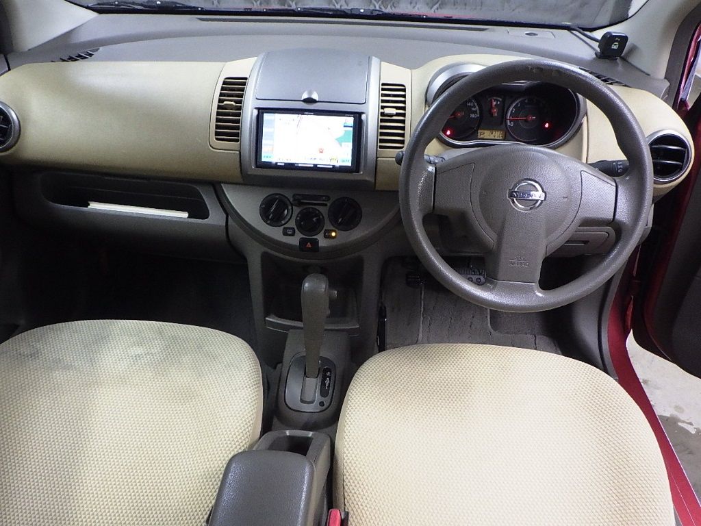 2005 Nissan ノート HB 15S Vパッケージ auction photo 3
