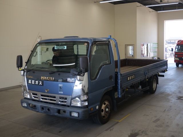 2006 Isuzu Elf ヒラ カスタム Japan auction vehicle