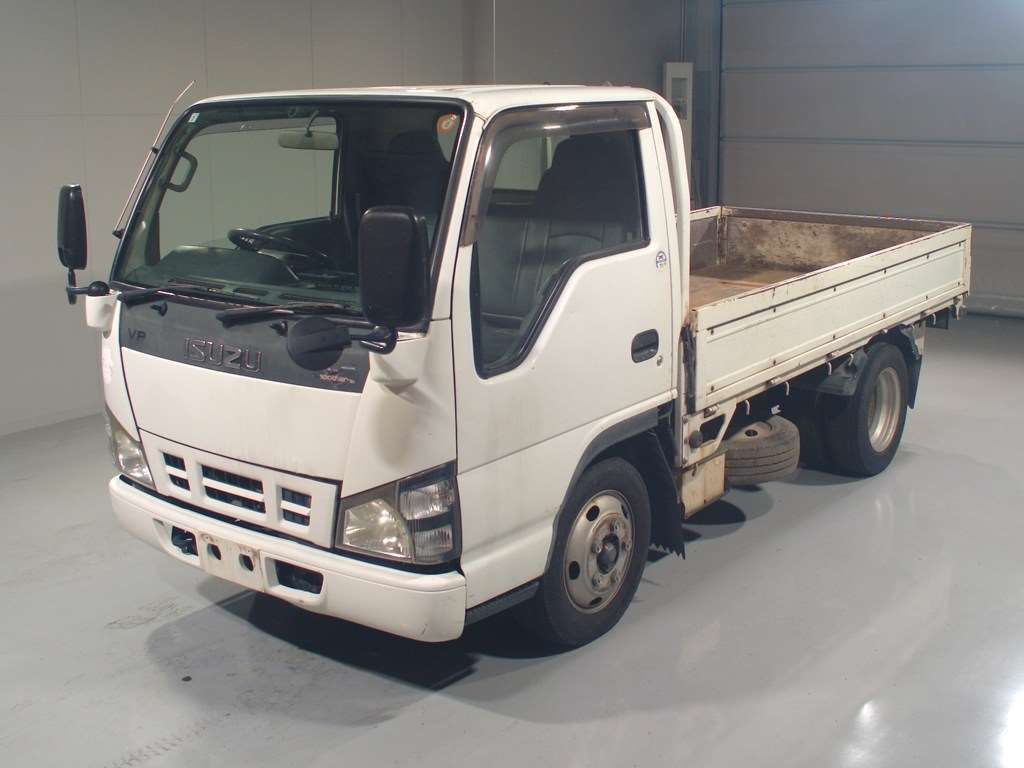 Japan Auction Vehicles 4 2006 Isuzu Elf auction photo