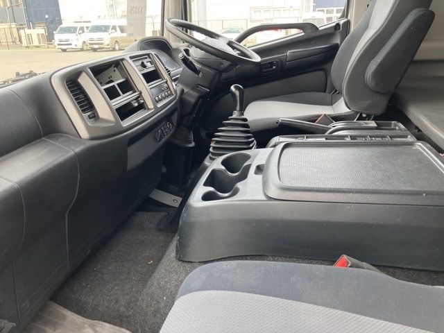 2015 Hino Ranger Aluminum Wing Wide auction photo 5