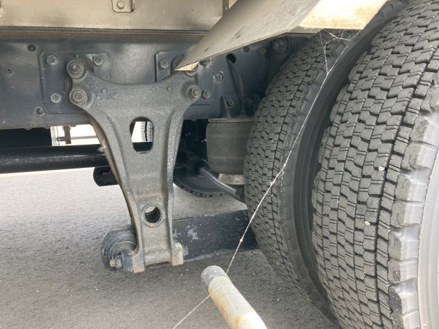 2015 Hino Ranger Aluminum Wing Wide auction photo 9