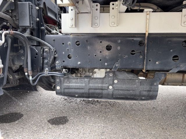 2015 Hino Ranger Aluminum Wing Wide auction photo 11