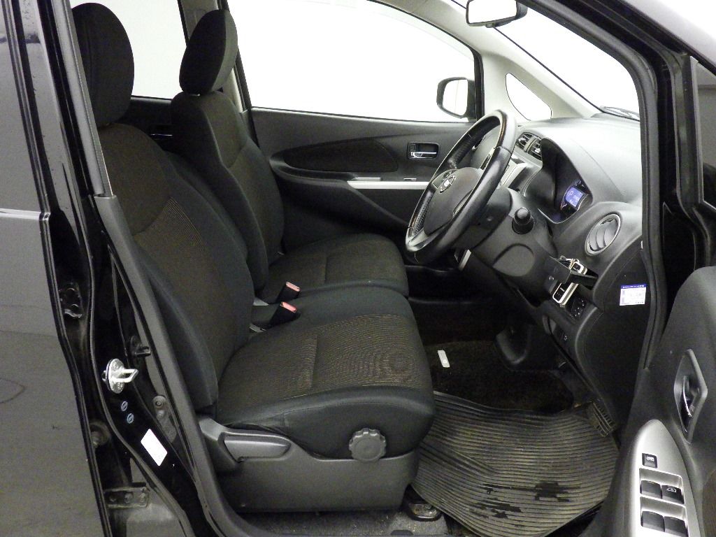 2013 Nissan Dayz 4WD ハイウェイスターG auction photo 6