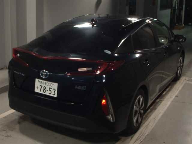 2019 Toyota Prius PHV S auction photo 5