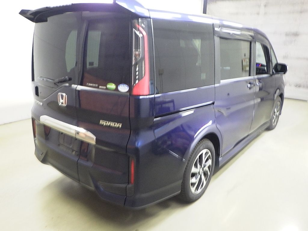 2019 Honda Stepwgn Honda Sensing (7 seats) auction photo 2