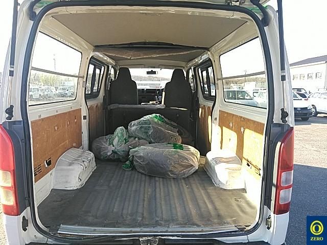 2014 Toyota Hiace 4WD DX 1トン 6ニン auction photo 9