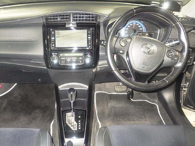 2014 Toyota Corolla Fielder ハイブリッドGエアロツアラーWxB auction photo 3