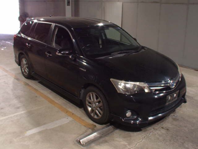 2014 Toyota Corolla Fielder ハイブリッドGエアロツアラーWxB Japan auction vehicle