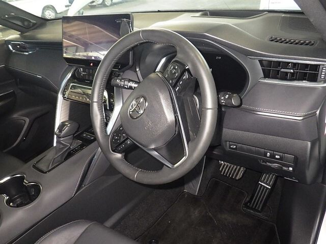 2023 Toyota Harrier Z 4WD auction photo 3