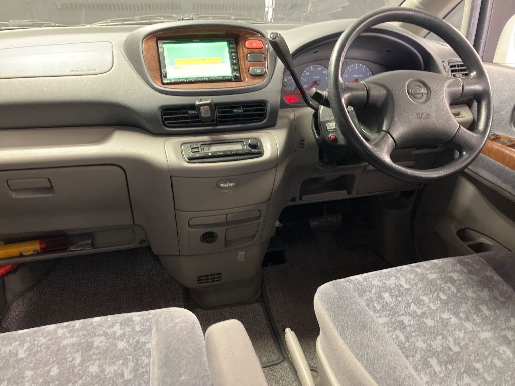 2001 Nissan Serena auction photo 3