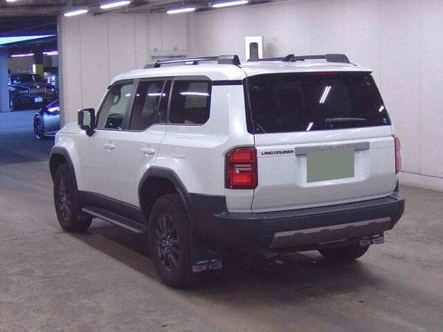 2025 Toyota Land Cruiser 250 VX 4WD auction photo 2