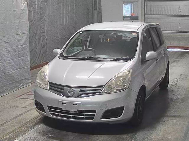 2012 Nissan Note 15X SV Japan auction vehicle