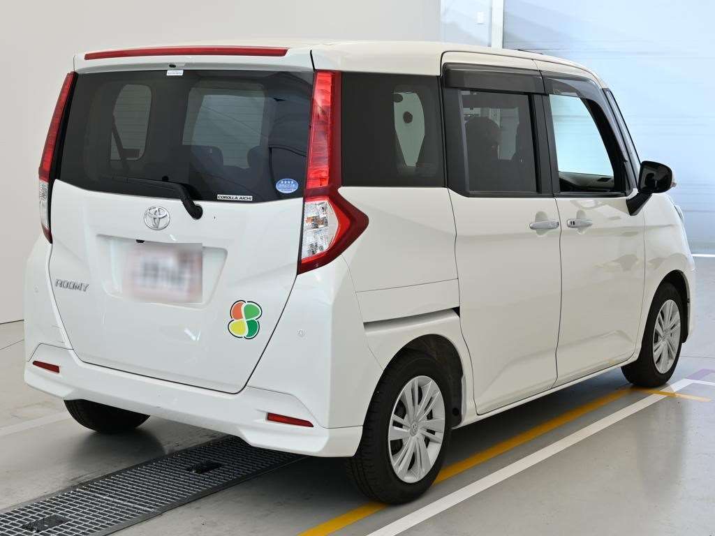 2021 Toyota Roomy G auction photo 2