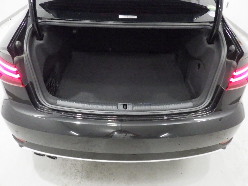 2019 Audi A3 30TFSI Sports auction photo 8