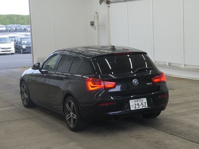 2018 BMW BMW 120Iスポーツ auction photo 2