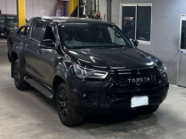 2023 Toyota Hilux Z GRスポーツ auction photo 4