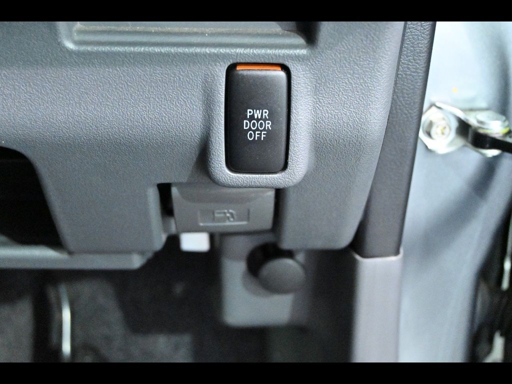2009 Daihatsu Tanto Custom V Selection Turbo auction photo 9