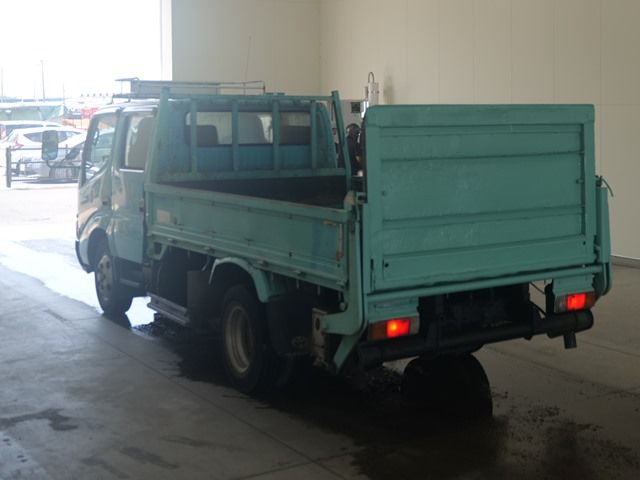 2006 Toyota Dyna Double cab auction photo 2