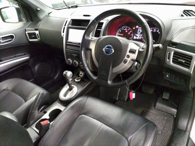 2013 Nissan X-Trail 20XTT 4WD auction photo 3
