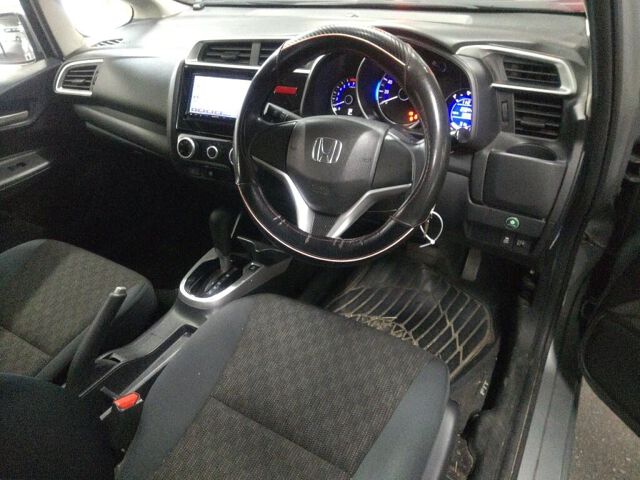 2016 Honda Fit 13G auction photo 3
