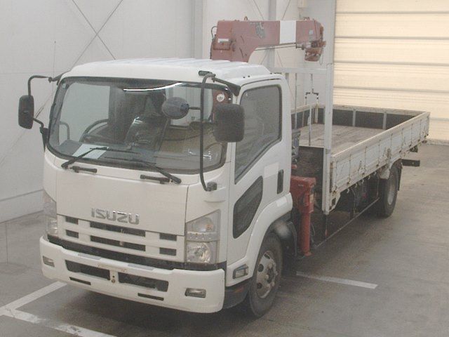 Japan Auction Vehicles 10 2014 Isuzu Forward クレーン付 auction photo