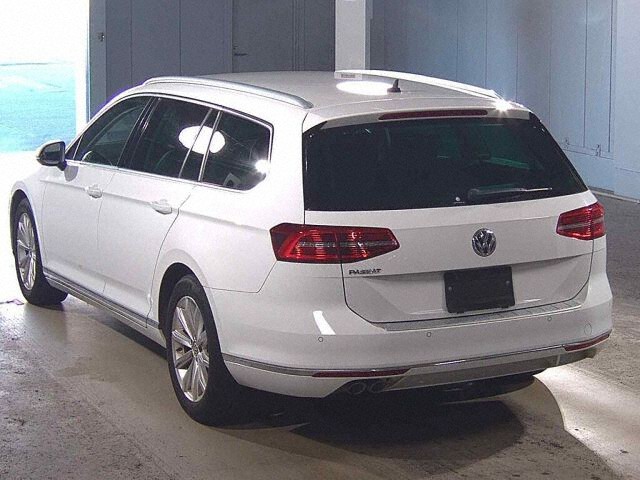 2018 Volkswagen パサートヴァリアント TDIエレガンスライン auction photo 2
