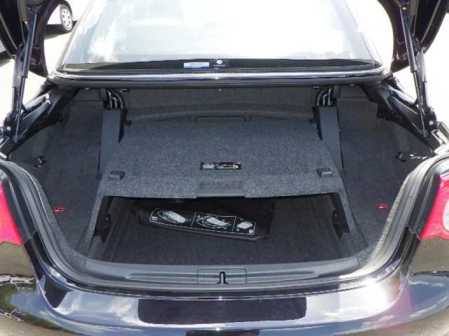 2006 Volkswagen フォルクスワーゲン イオス 2.0T auction photo 9