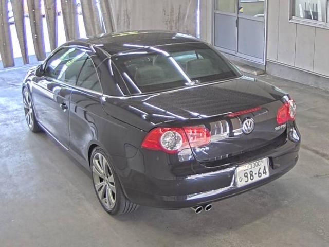 2006 Volkswagen フォルクスワーゲン イオス 2.0T auction photo 2