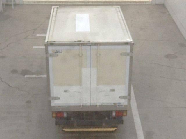 2018 Isuzu Elf 冷蔵・冷凍車 auction photo 3
